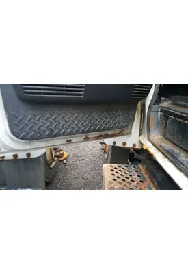 Chevrolet C5500 Door Assembly, Front