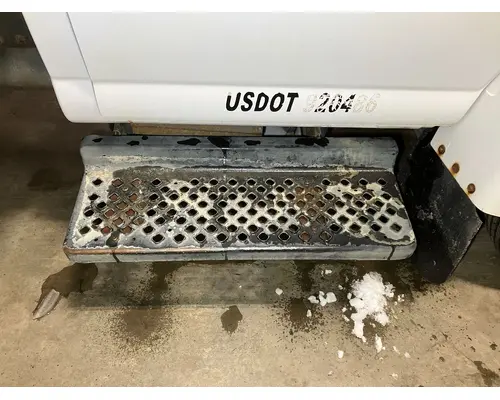 Chevrolet C5500 Engine Brackets, Misc.