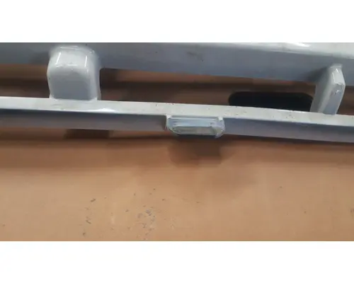 Chevrolet C5500 Grille