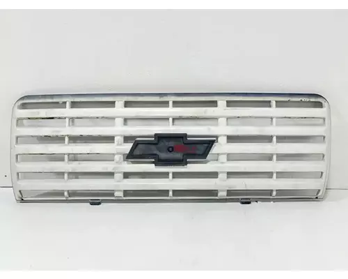 Chevrolet C5500 Grille