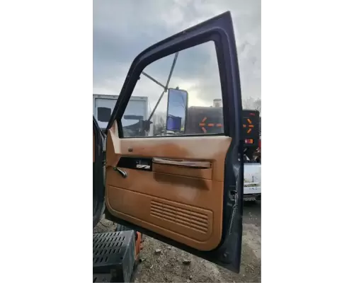 Chevrolet C60 Kodiak Door Assembly, Front