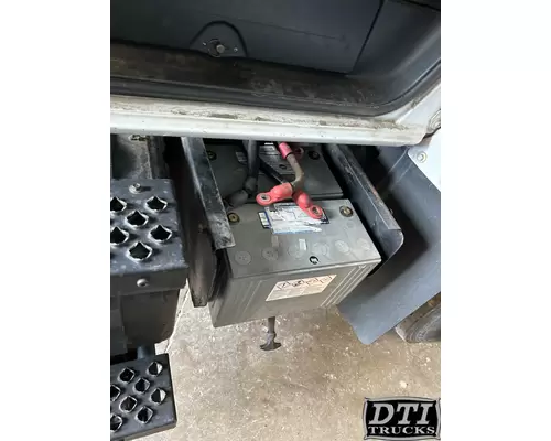 Battery Box CHEVROLET C6500 DTI Trucks