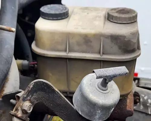 Chevrolet C6500 Brake Master Cylinder