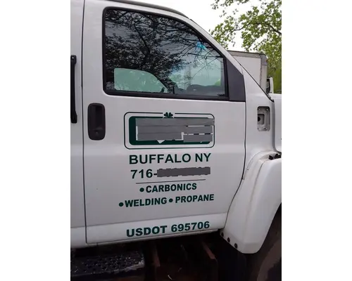 Door Assembly, Front Chevrolet C6500 Caseyâs Truck Salvage World