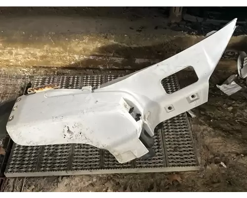Chevrolet C6500 Fender Extension
