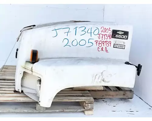 Chevrolet C6500 Hood