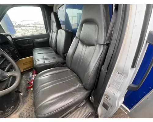Seat, Front CHEVROLET C6500 DTI Trucks