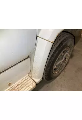 Chevrolet C65 Fender