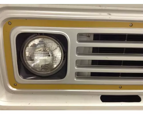 Chevrolet C70 Grille