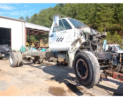 Spindle / Knuckle, Front CHEVROLET C70 Crest Truck Parts