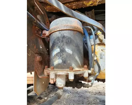 Chevrolet C7500 Air Drier
