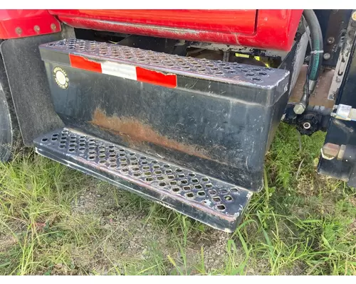 Chevrolet C7500 Engine Brackets, Misc.