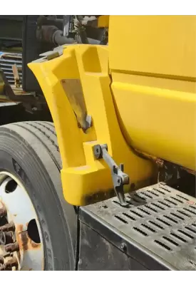 Chevrolet C7500 Fender Extension