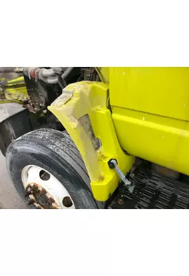 Chevrolet C7500 Fender