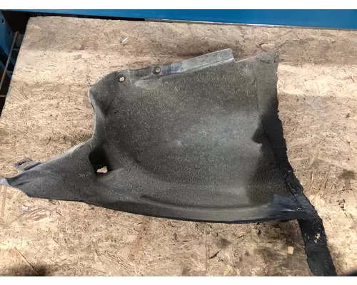 Chevrolet C7500 Fender