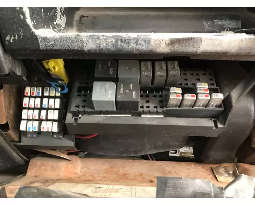 Chevrolet C7500 Fuse Box