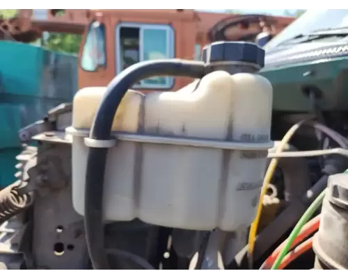 Chevrolet C7500 Radiator Overflow Bottle