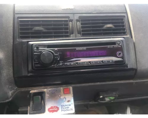 Chevrolet C7500 Radio