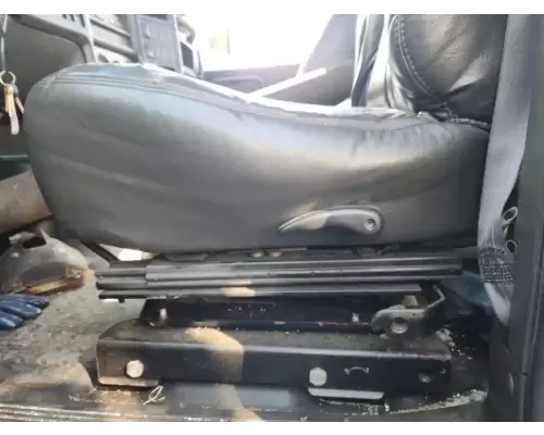 Chevrolet C7500 Seat, Front