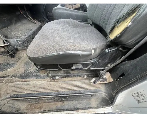 Seat, Front CHEVROLET C7500 DTI Trucks