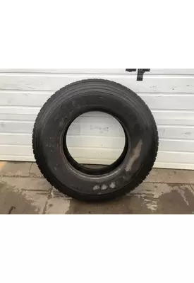 Chevrolet C7500 Tires