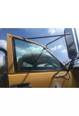 Chevrolet C7500 Windshield Glass