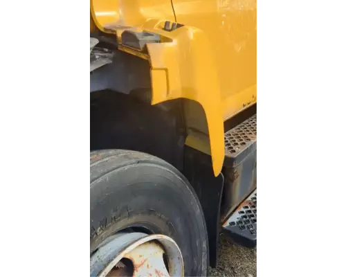 Chevrolet C8500 Fender Extension