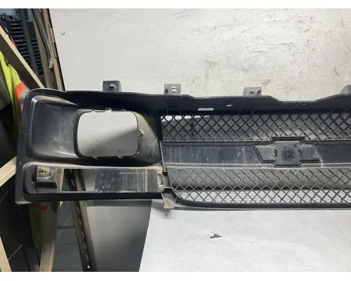 Chevrolet EXPRESS Grille