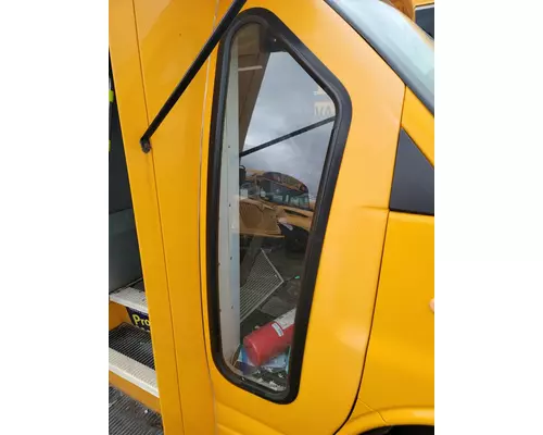 Back Glass CHEVROLET Express Quality Bus &amp; Truck Parts