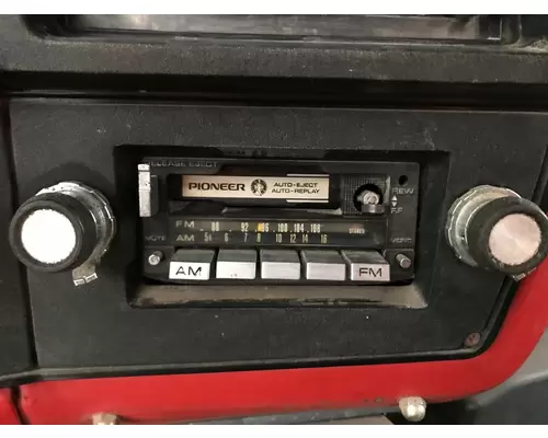 Radio Chevrolet KODIAK Vander Haags Inc Cb