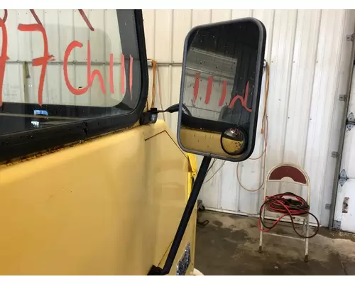 Chevrolet P-SERIES Door Mirror