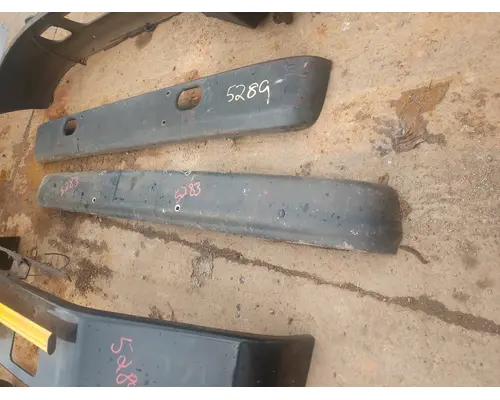 Bumper Assembly, Front CHEVROLET P30 Crest Truck Parts