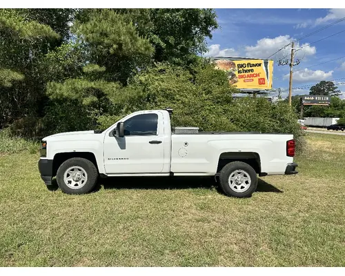 Complete Vehicle CHEVROLET SILVERADO 1500 B &amp; W  Truck Center