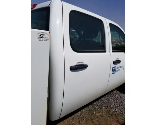 Chevrolet Silverado Door Assembly, Front