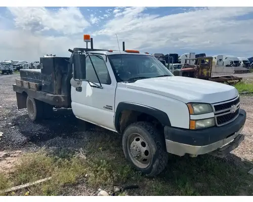 Chevrolet Silverado Hood