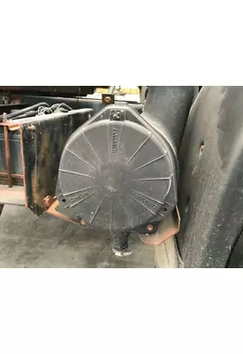Chevrolet T7500 Air Cleaner