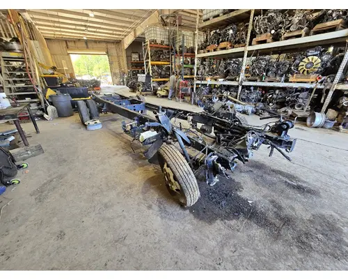 Spindle / Knuckle, Front CHEVROLET W3500 Crest Truck Parts