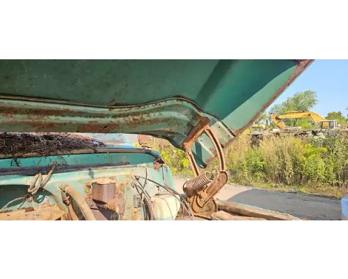 Chevrolet c40 Hood