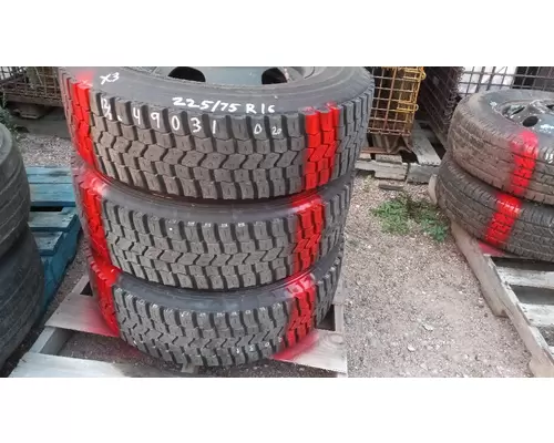 Tire And Rim CHEVY MOTOR WHEEL 22.5 X 6.75 Quality Bus &amp; Truck Parts