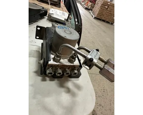 ECM (Brake & ABS) CHEVY C5500 Dutchers Inc   Heavy Truck Div  Ny