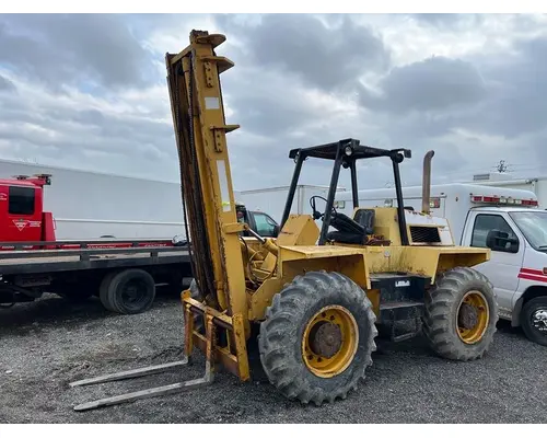 Equipment (Whole Vehicle) CLARK Forklift Truck Salvage International Inc