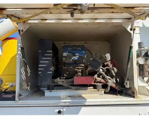 Equipment (Mounted) COMPRESSOR Other Holst Truck Parts