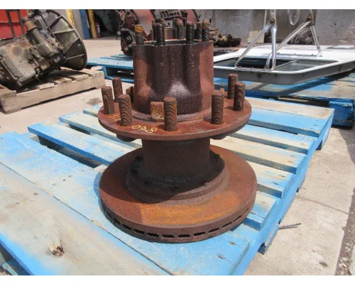 Hub CONMET 4300 Michigan Truck Parts