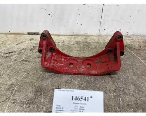 Engine Mounts CUMMINS 2883239 West Side Truck Parts