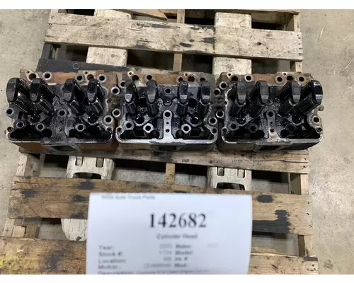 Cylinder Head CUMMINS 3078360 West Side Truck Parts