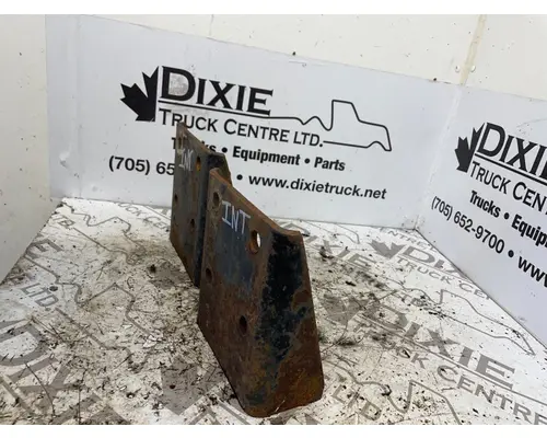 Cummins 400 Big Cam Engine Mounts