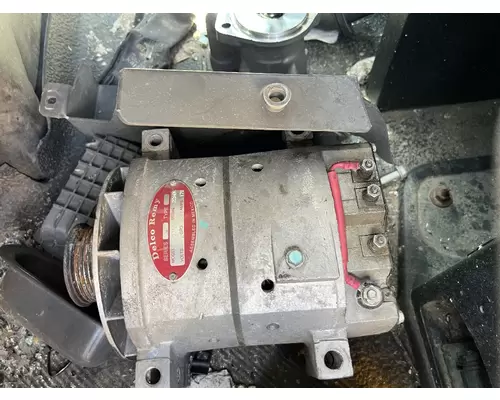 Alternator CUMMINS 4300 DTI Trucks