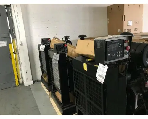 Cummins 4BT3.9 Engine Assembly