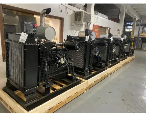 Cummins 4BT3.9 Engine Assembly