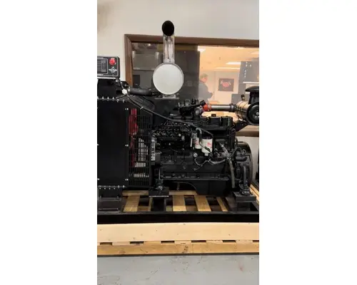 Cummins 4TBA3.9 Engine Assembly